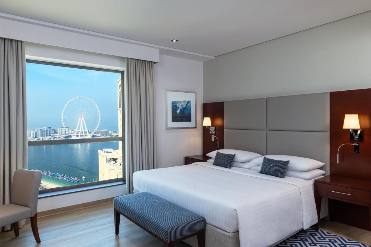 Delta By Marriott Jumeirah Beach, Готель