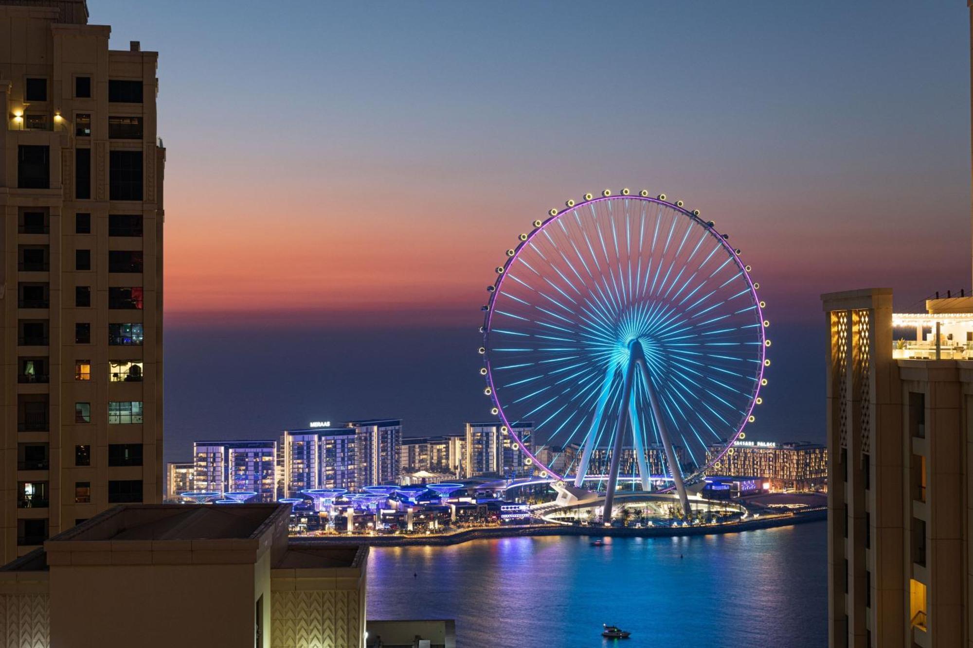 Готель Delta By Marriott Jumeirah Beach,
